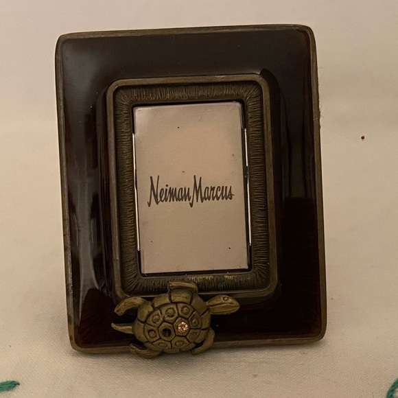 Jay Strongwater Turtle Mini Frame - Picture 2 of 6